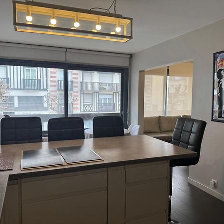 Appartement Place Morny, Hyper Centre ! 도빌 외부 사진